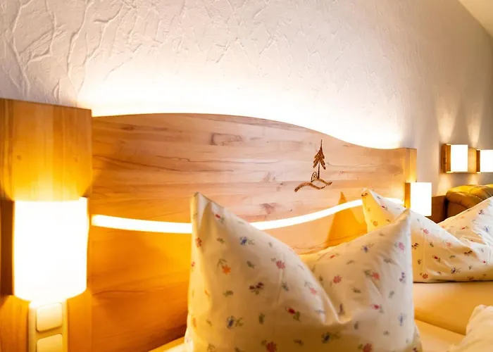 Rennsteighotel Gruener Baum 3*